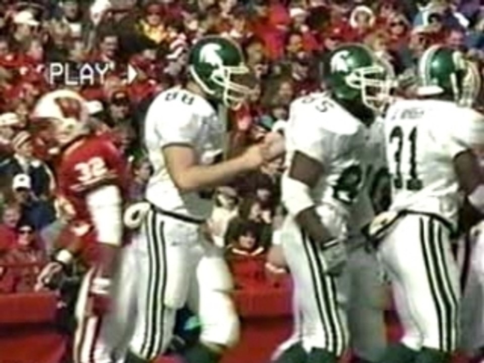 Bloopers - Sport - NFL - When Cheerleaders Attack