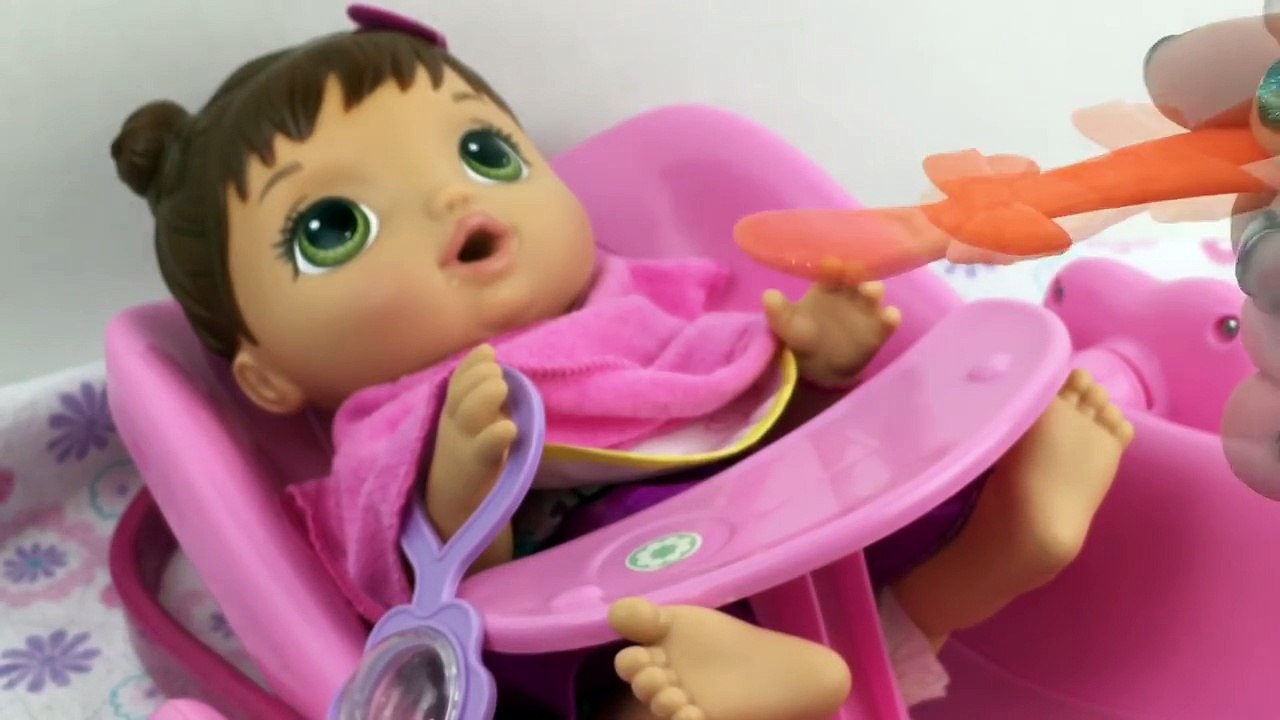 Baby Alive Better Now Bailey Doll Feeding with Baby Born Food