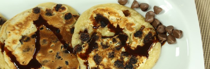 خطوات تحضير بان كيك الشوكولاته