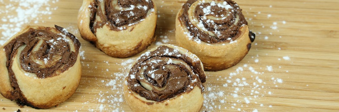 خطوات سهلة لتحضير نوتيلا كب كيك