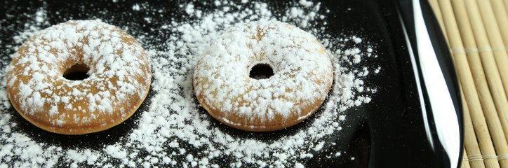 خطوات تحضير ميني دونات بالسكر