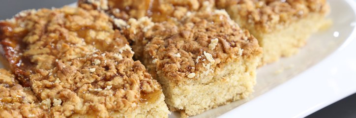 خطوات سهلة لتحضير حلى المبروشة