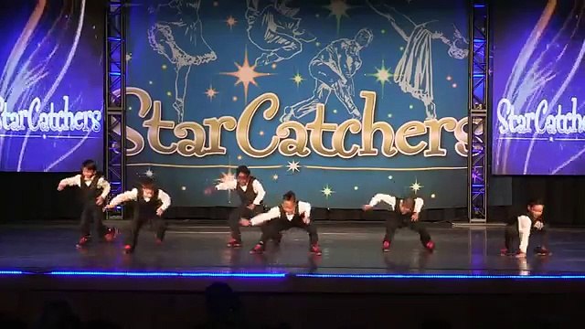 INCREDIBLE LITTLE BOYS Dancing - J CREW KIDS HIP HOP DANCE CREW 2015
