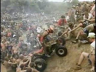 Blackwater Quad Crashes - Quad Biking in the Mud - Bike Wars