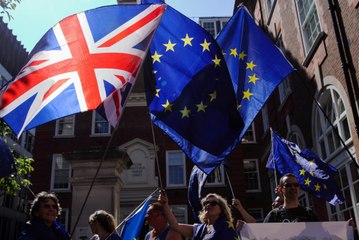 Brexit bill passes first parliamentary test
