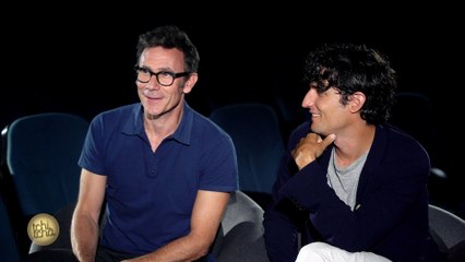 Laurie Cholewa, Michel Hazanavicius et Louis Garrel victimes d'un fou rire dans "Tchi Tcha" sur Canal+