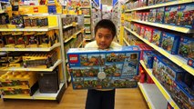 TOYSRUS SHOPPING FOR LEGO | Jason Wants It All