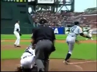 イチロー オールスターで史上初のランニングホームラン