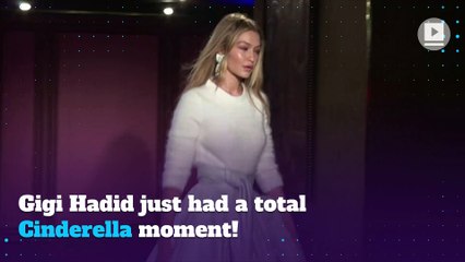 Gigi Hadid loses shoe while walking the runway