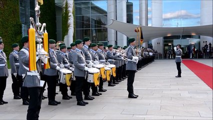 문재인 대통령, 독일 연방군 의장대 사열 _ 170705