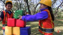 Little Builders 5 - The Smasher Returns, Kids Ride On Construction Trucks & Toy Building Blocks