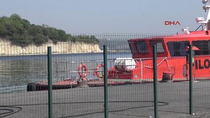 Kocaeli Teknede Tabancayla İntihar Etti