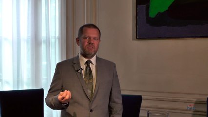 Médecine narrative : le retour de l'écoute dans l'enquête clinique - Entretien