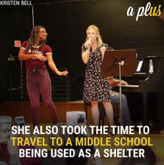 Kristen Bell Entertains Hurricane Irma Evacuees In Florida
