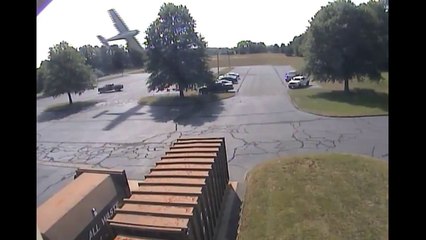 Un avion se crashe dans un arbre (Connecticut)