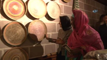 Gambiya Cumhurbaşkanı Yardımcısı ve Kadın İşleri Bakanı Tambajang, Afrika Evinde