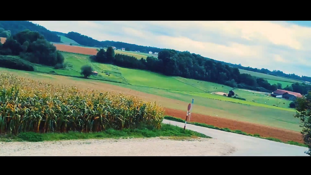 Spaß mit der DJI Spark Drone und einem VW Multivan