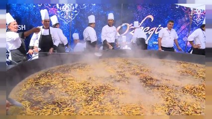 أوزباكستان وأكبر طبق "بلوف" في العالم