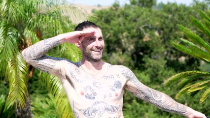 Video: Behind the scenes at Adam Levine's October 2017 cover shoot