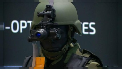 شاهد: آخر "صيحات" الأسلحة الفتاكة في معرض لندن السنوي