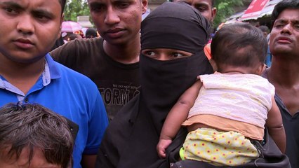 Bangladeshis pitch in to aid 'Muslim brothers' fleeing unrest