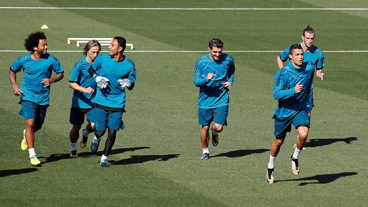 @TheBuzzer: ¡Mucho cuidado Apoel!!