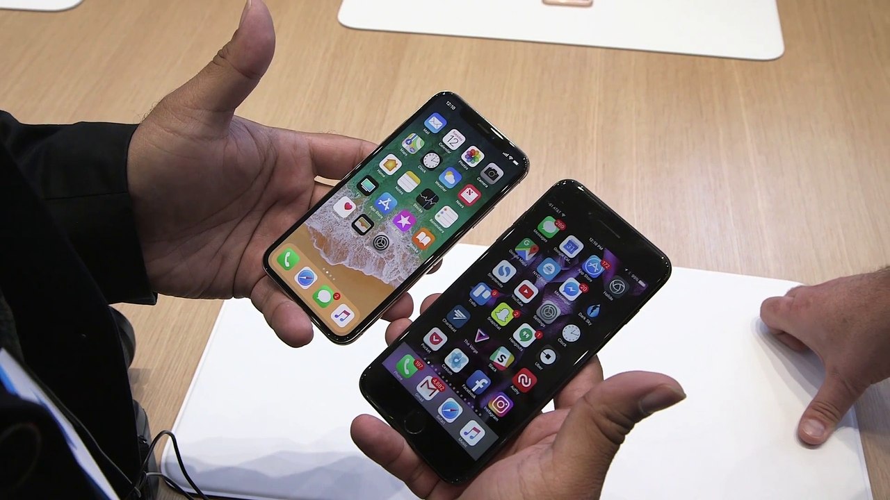 Apple iPhone X first look