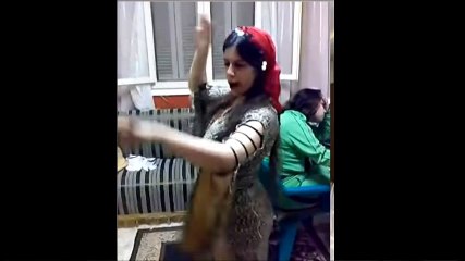 Şak şak müthiş çiftetelli show