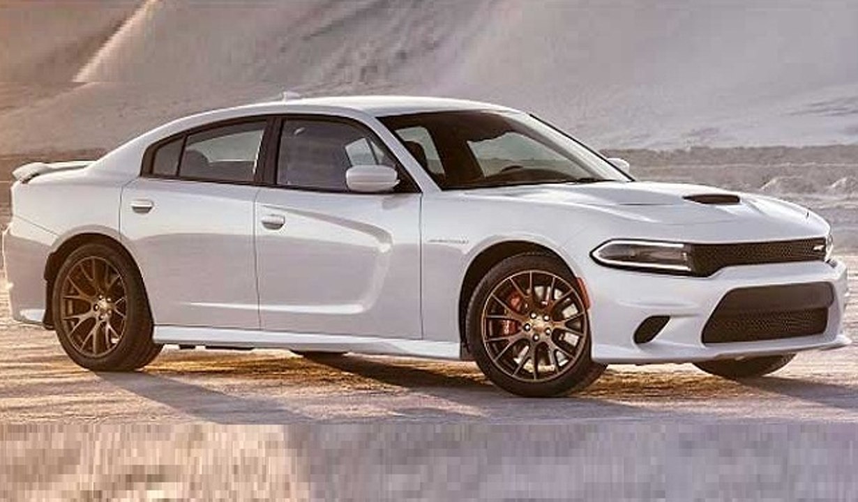 2018 Dodge Challenger SRT Hellcat Widebody VS Ford Mustang GT V8