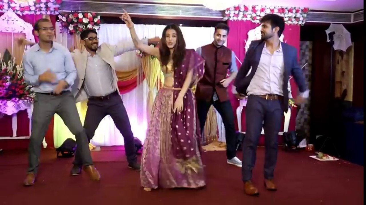 Awesome Wedding Dance Performance by Friends