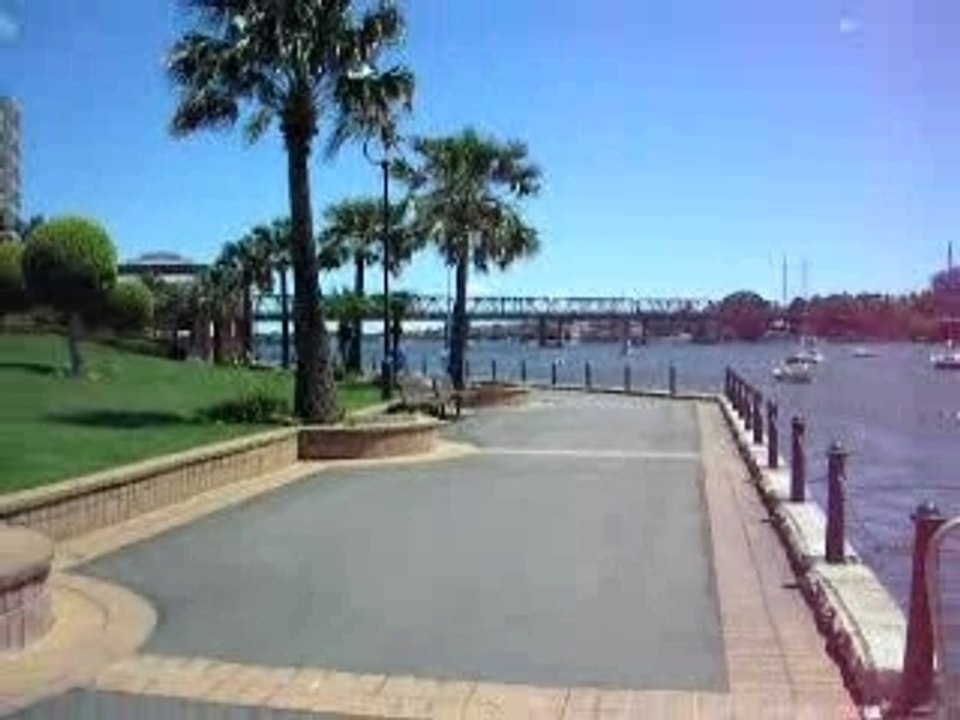 Wulumay Close (suite)