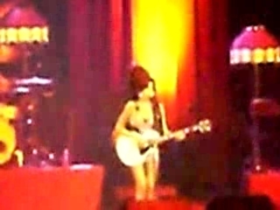 amy winehouse zenith de paris