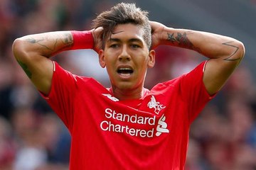 Roberto Firmino Penalty Miss HD - Liverpool 2-1 Sevilla - 13.09.2017 HD