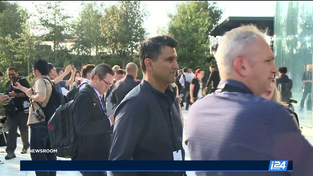 Apple fête les 10 ans de l'Iphone avec un modèle X