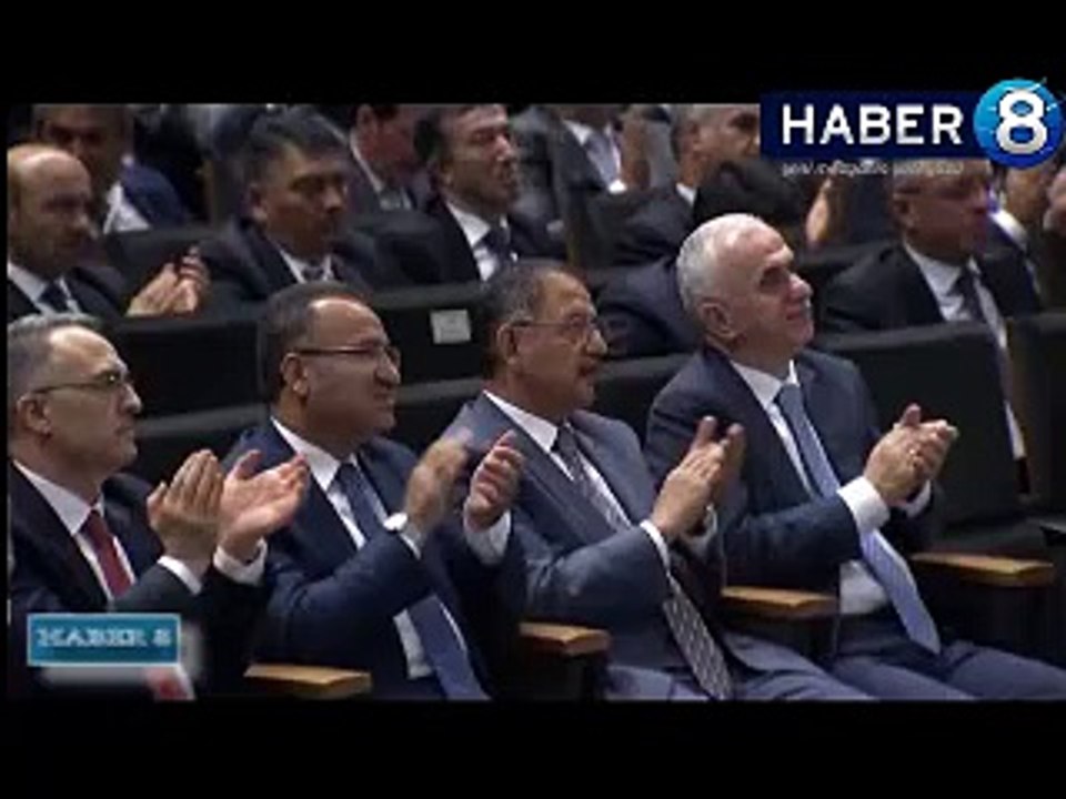 Cumhurbaşkanı Recep Tayip Erdoğan heykelinin yapılmasına karşı