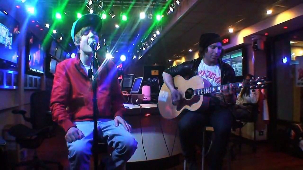 justin bieber - baby live - NRJ Mikl L'émission sans interdit