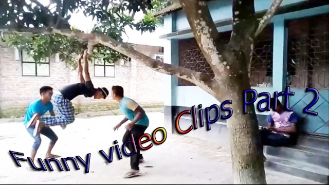इन फनी क्लिप्स को देख के आप अपनी हसी रोक के बताए - पार्ट २