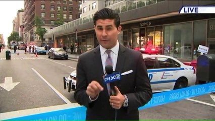 Télécharger la video: Pedestrian Killed in Hit-and-Run Involving Yellow Cab in NYC