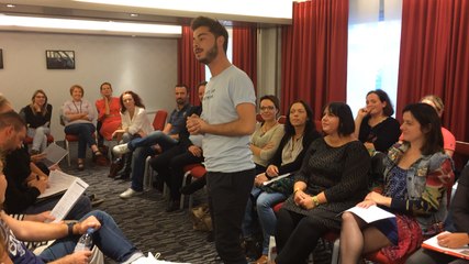 Casting N'oubliez pas les paroles