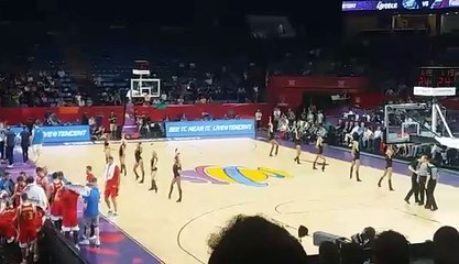 Τσιρλίντερς σε τάιμ-άουτ στο Ελλάδα-Ρωσία