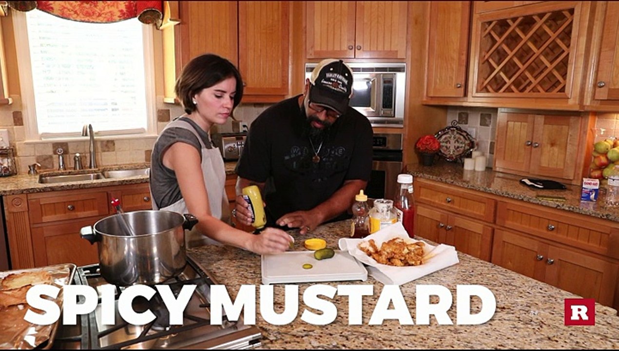 Tyson's mojo sauce with Elissa the Mom | Rare Life
