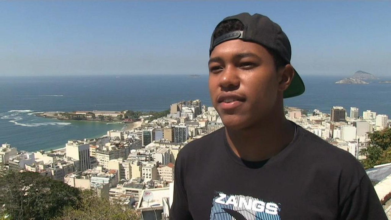 Da favela para a crista da onda: "Doutorzinho" opera ondas de Viana do Castelo