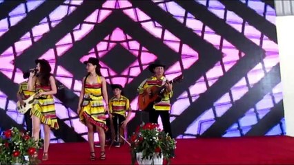 CHEAP THRILLS- PRICE TAG-Ban nhạc Flamenco Tumbadora Biểu diễn KCN Nam Tân Uyên BD