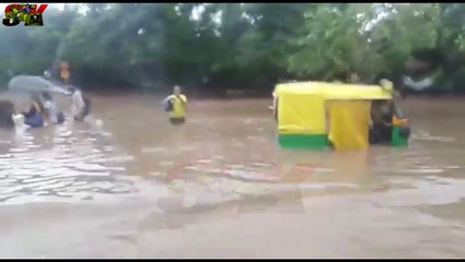 UP में  दर्दनाक बाढ लोगो की तबाही - देखकर रूह कैंप उठेगी