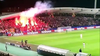 Spartak Moscow Fans Fire A Flare That Nearly Hits The Referee vs Maribor!