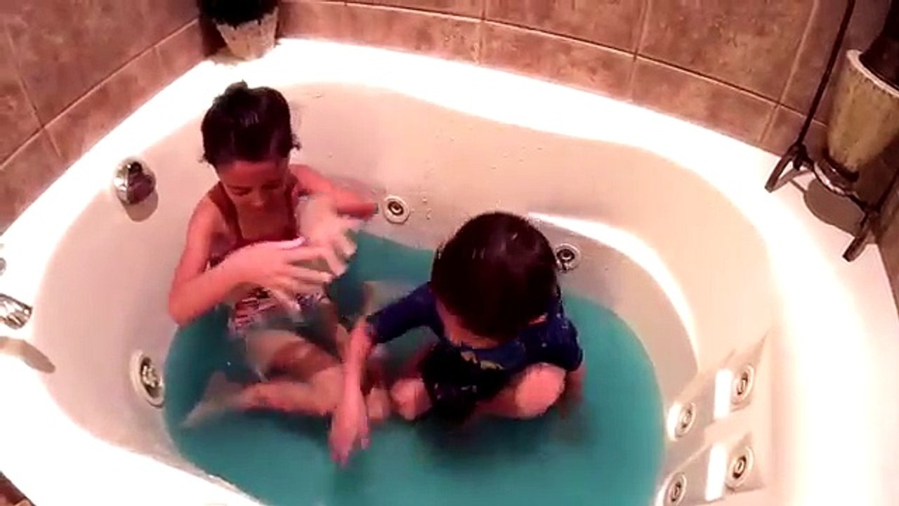 Kids Gelli Baff Bath Fun in The Swimming Pool - Girls Slime Water
