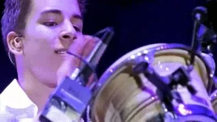 Sandy & Junior - Smooth (As Quatro Estações: O Show)