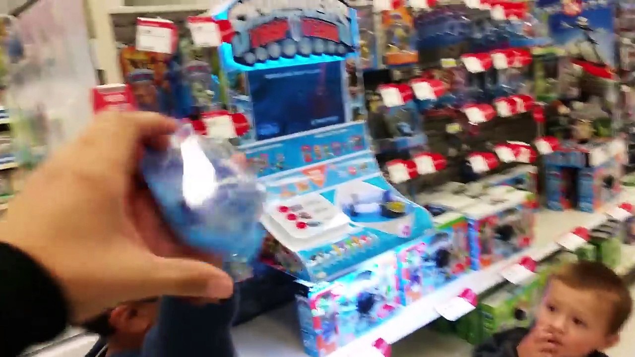 Skylanders Trap Team Hunting: TARGET Exclusive Outlaw Brawl & Chain Villain Variant (w/ Skit) #2