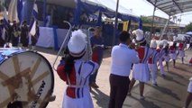 17 centros educativos desfilaron en Choluteca
