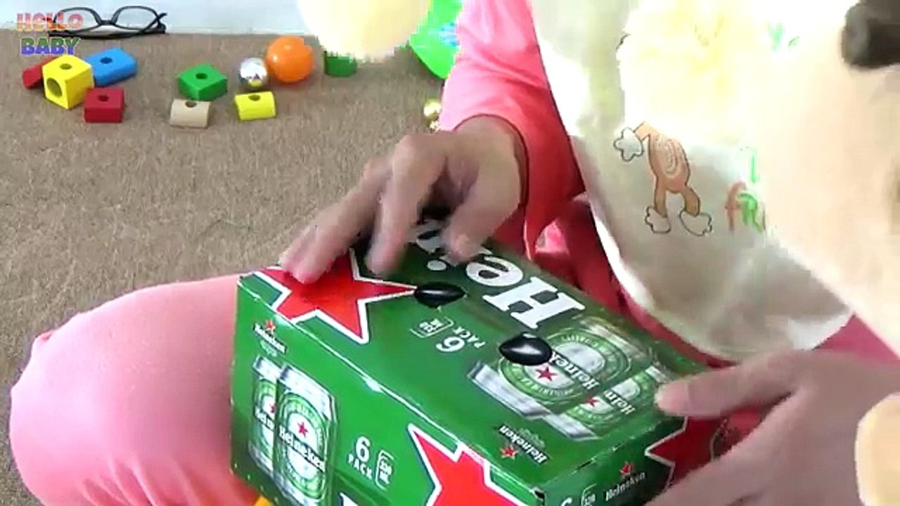 Bad Baby Real Food Fight Victoria vs Annabelle McDonalds Hidden Eggs Toy Freaks Family |Q